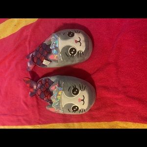Kids cat slippers